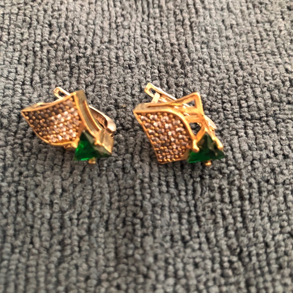 925 sterling silver, matching pieces are in my listings